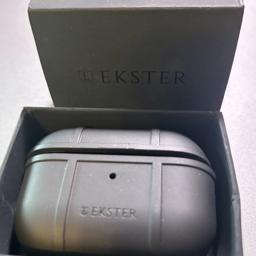 Ekster AirPods Pro 2 Case - Like New